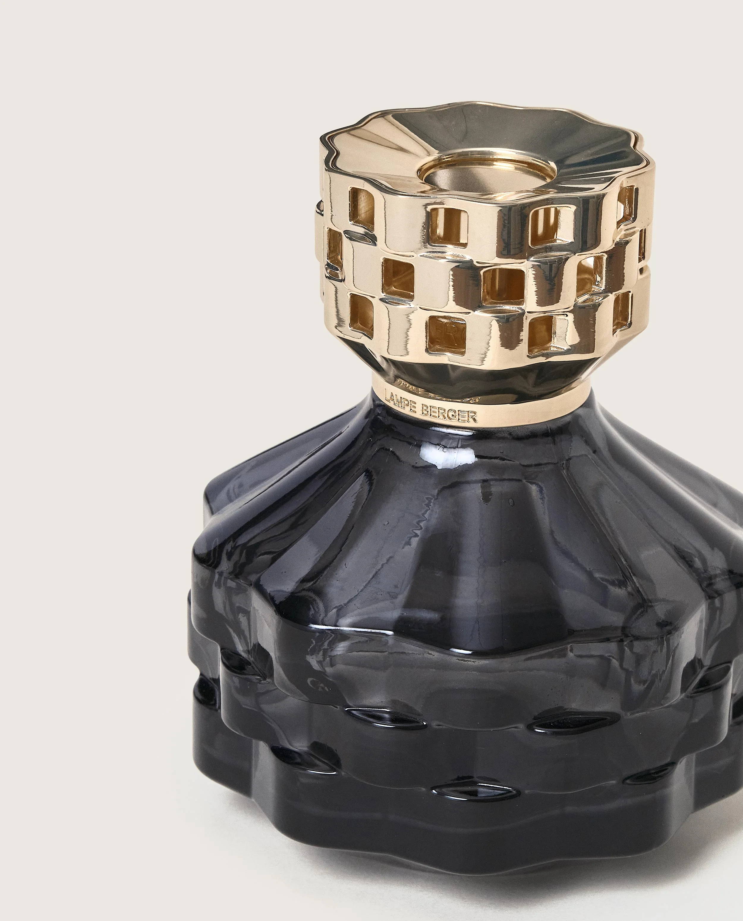 Bolero Fragrance Lamp—Noire - Image 4